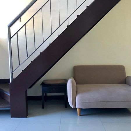 Affordable Makati Apt Манила Экстерьер фото