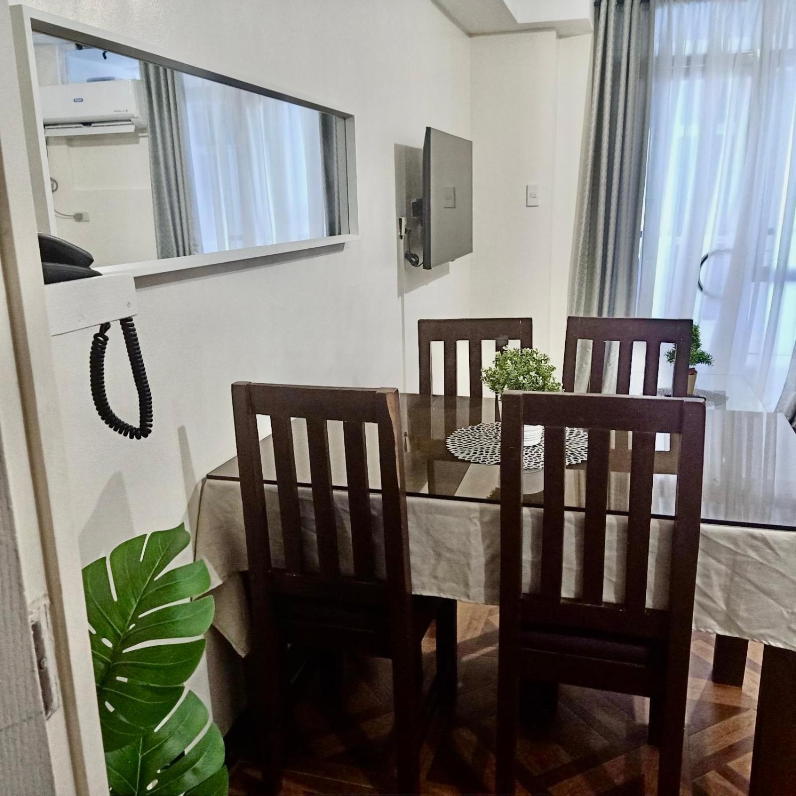 Affordable Makati Apt Манила Экстерьер фото