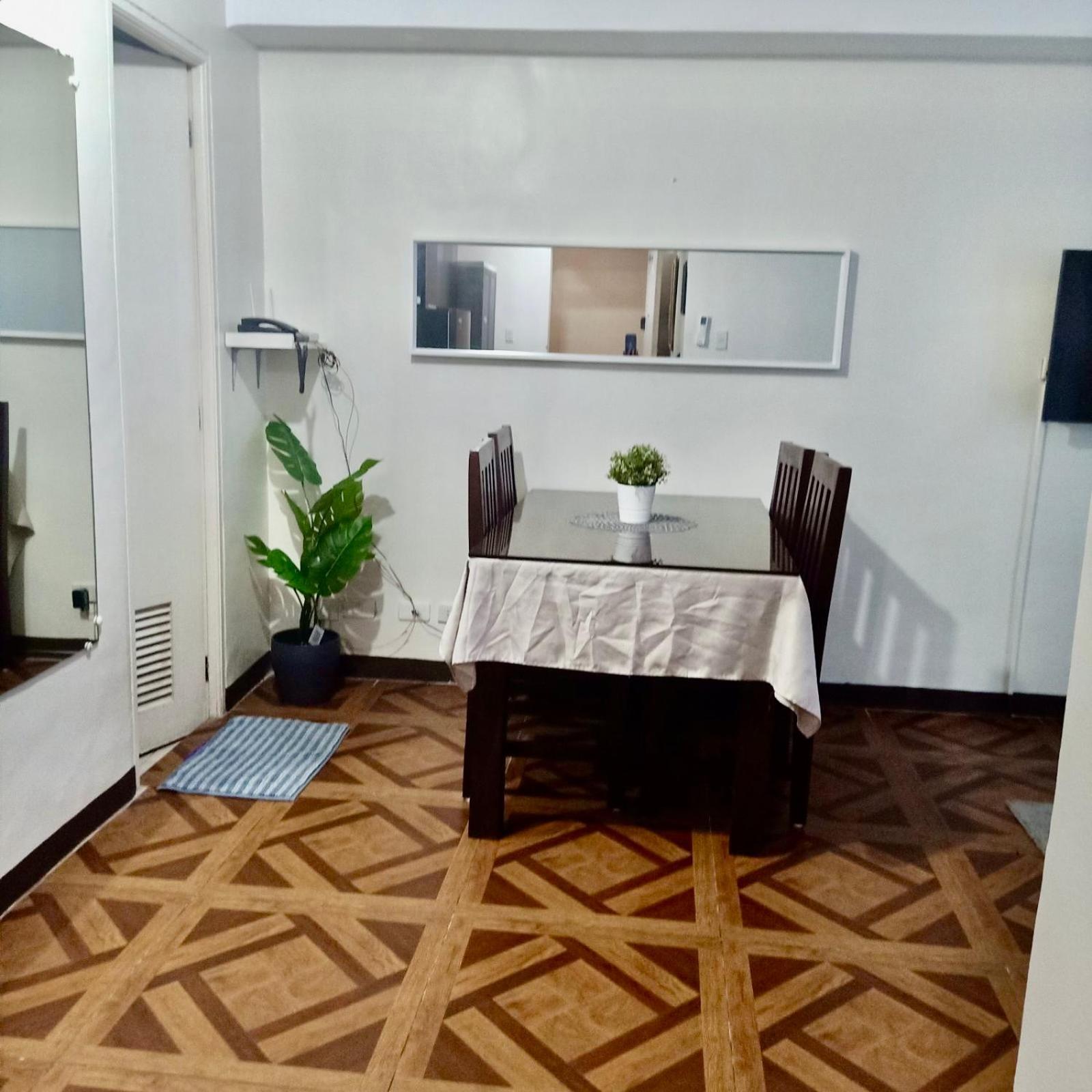 Affordable Makati Apt Манила Экстерьер фото