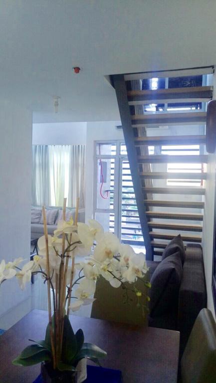 Affordable Makati Apt Манила Экстерьер фото